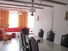 Apartment Storchenfärbe
