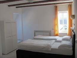 Apartment Storchenfärbe