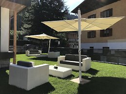 Dolomeet Boutique Hotel