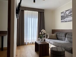 Dolomeet Boutique Hotel