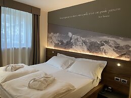 Dolomeet Boutique Hotel