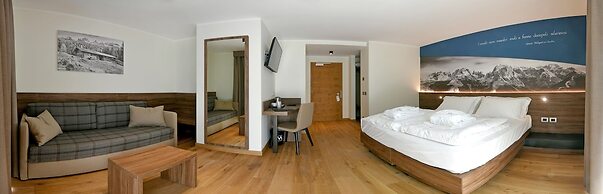 Dolomeet Boutique Hotel