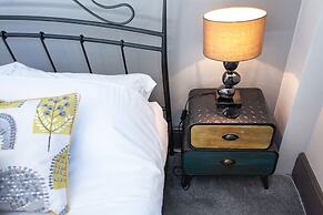 Oaklands Guest House