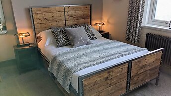 Oaklands Guest House