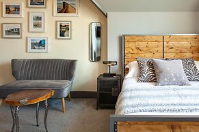 Oaklands Guest House