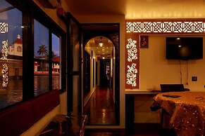 Sreekrishna Houseboats