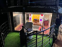 Sreekrishna Houseboats