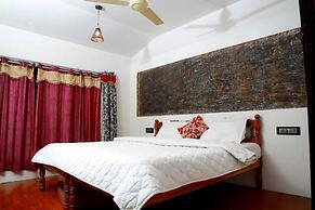 Sreekrishna Houseboats