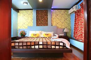 Sreekrishna Houseboats