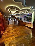 Sreekrishna Houseboats