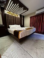 Sreekrishna Houseboats