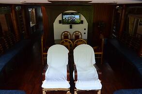 Sreekrishna Houseboats