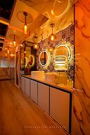 Sreekrishna Houseboats