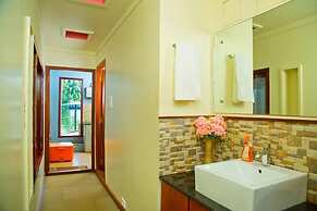 Sreekrishna Houseboats