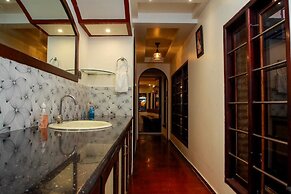 Sreekrishna Houseboats