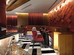 Hotel Swosti Premium