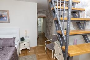 Gothic Palace Heritage