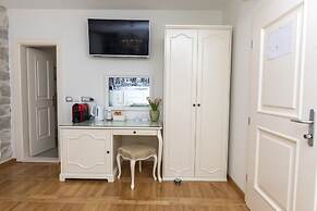 Gothic Palace Heritage