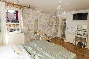 Gothic Palace Heritage