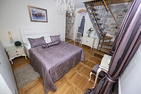 Gothic Palace Heritage