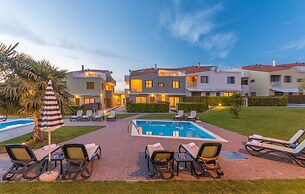Apartments Maj Residence Premium