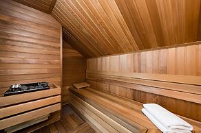 Grand Central Residence by TKC