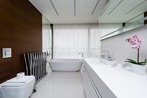 Grand Central Residence by TKC