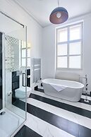 Grand Central Residence by TKC