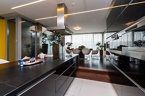 Grand Central Residence by TKC