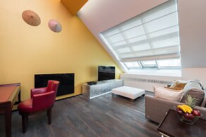 Grand Central Residence by TKC