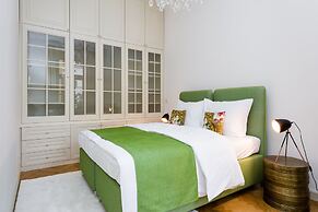 Grand Central Residence by TKC