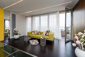 Grand Central Residence by TKC
