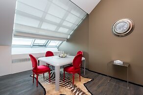 Grand Central Residence by TKC