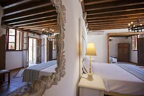 Saint Artemios Hotel and Oriental Suites