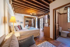 Saint Artemios Hotel and Oriental Suites