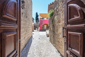 Saint Artemios Hotel and Oriental Suites