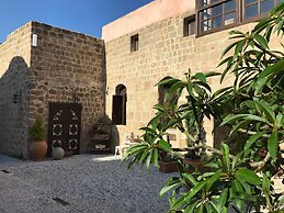 Saint Artemios Hotel and Oriental Suites