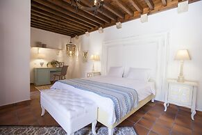 Saint Artemios Hotel and Oriental Suites