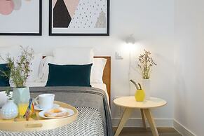 NQN Aparts & Suites Madrid