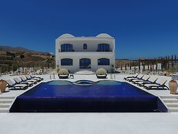 Villa Santorini, Wine Dark Sea Villas