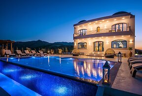 Villa Santorini, Wine Dark Sea Villas