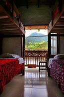 Sgt Pepper's Hostel