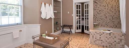 Clyde Hall Bed and Breakfast