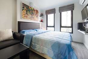 New York Condo by Renvio