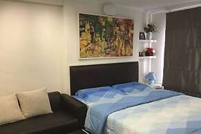 New York Condo by Renvio