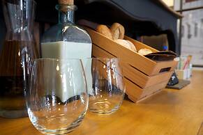 Dalma Old Town Suites