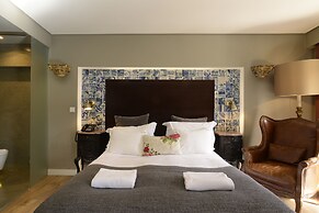 Dalma Old Town Suites