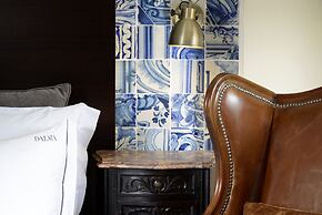 Dalma Old Town Suites