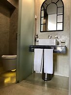 Dalma Old Town Suites