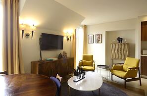 Dalma Old Town Suites